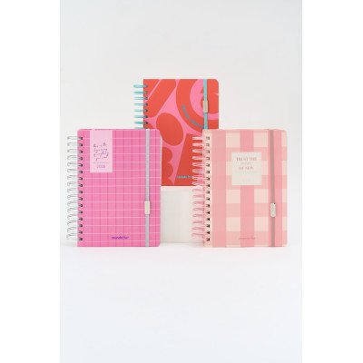 Agenda 15x21 cm semanal Pink con espiral FW