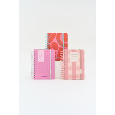 Agenda 12x17 cm 2 dias x pagina Pink con espiral FW