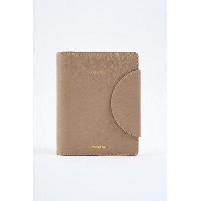Agenda 15x21 cm diaria con broche Timeless beige con caja FW
